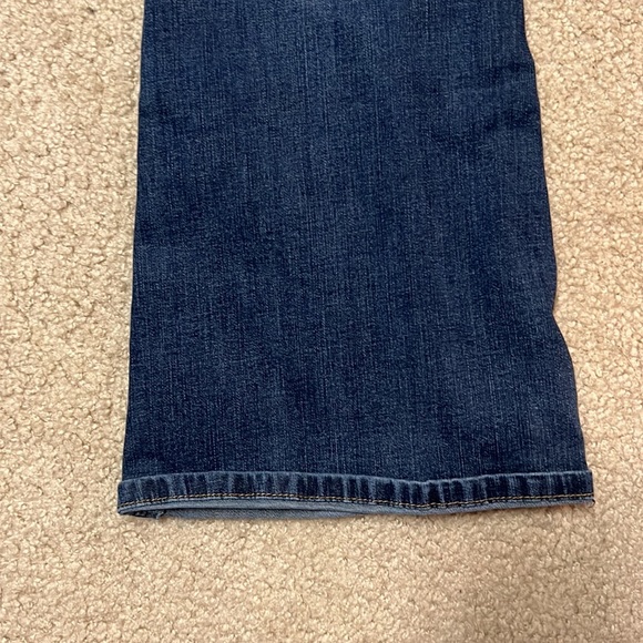 Woman’s Jeans - Picture 6 of 7